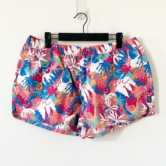 Patagonia Women’s Barely Baggies 2.5” Shorts Wild Waratah Reef Pink Size XL - Picture 2 of 9